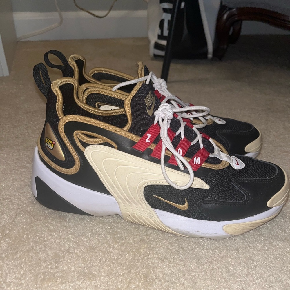 Nike Zoom 2000 size 8